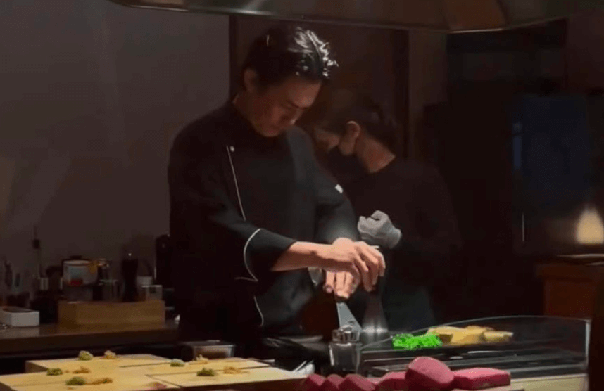 鉄板焼きシェフ